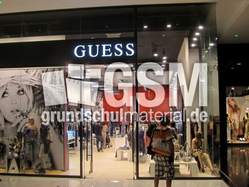 317 Dubai Mall, Guess.JPG